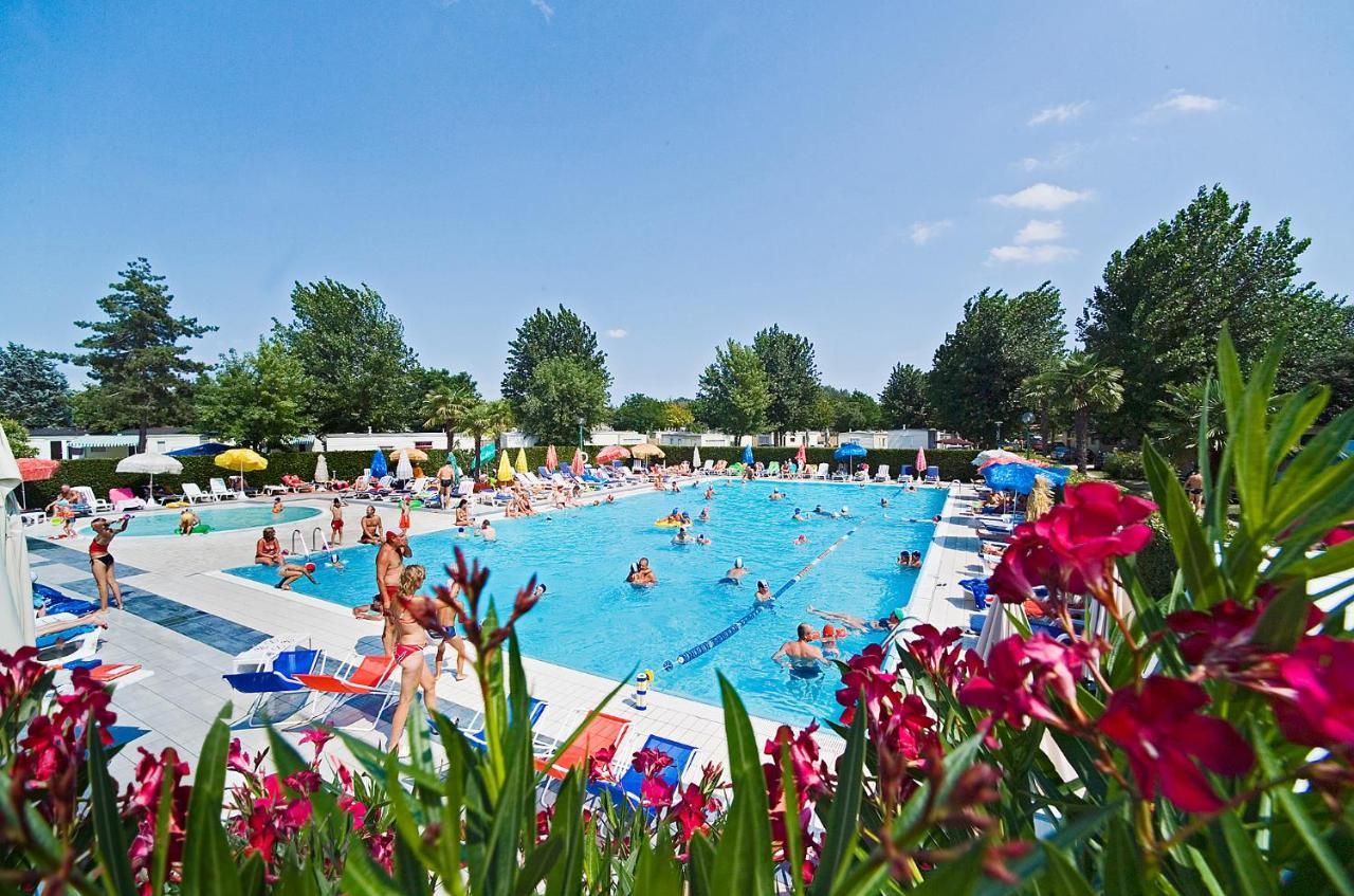 Happy Camp Mobile Homes In Butterfly Camping Village Peschiera del Garda Zewnętrze zdjęcie