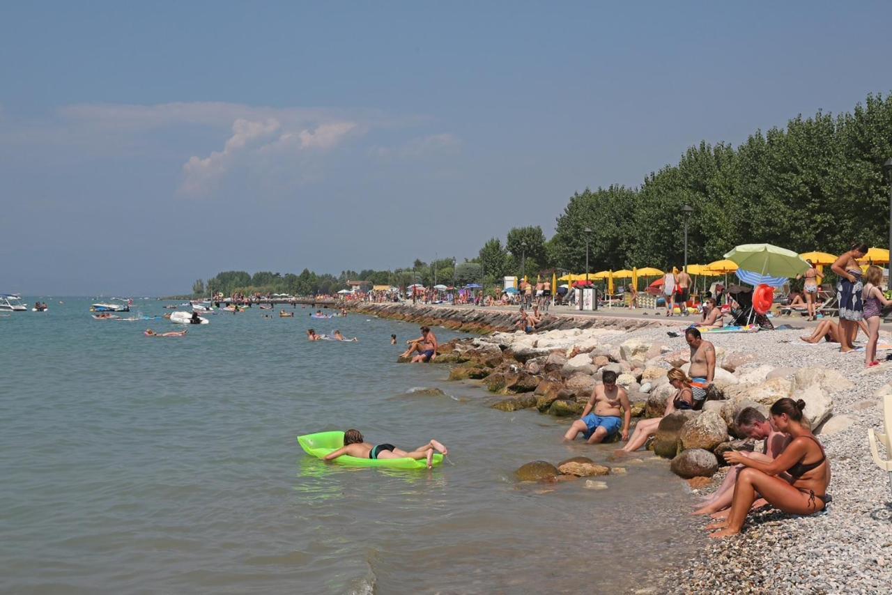 Happy Camp Mobile Homes In Butterfly Camping Village Peschiera del Garda Zewnętrze zdjęcie